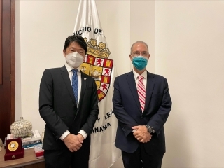 Visita de cortesía del embajador Fukushima al Alcalde de Panamá (8 de marzo)